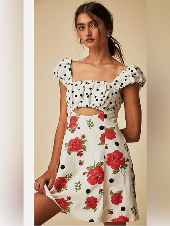Free People Dresses & Skirts - Free People White Linen Bom Bom Island Mini in Polka Dots & Roses 🌹